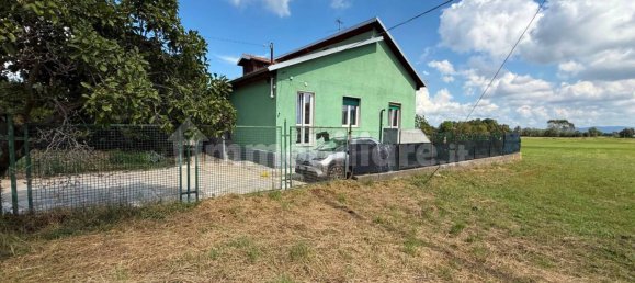 2 bedrooms Villa in Alpignano, Italy No. 318285 2