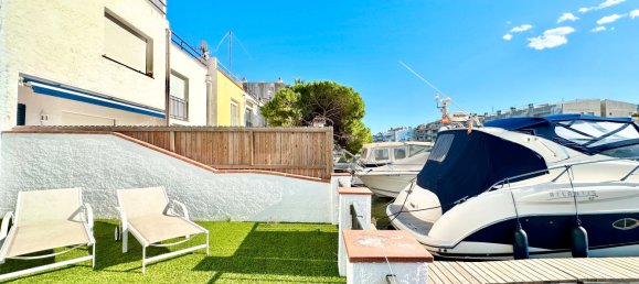 Moradia em banda T3 em Empuriabrava, Spain N.º 83731 17