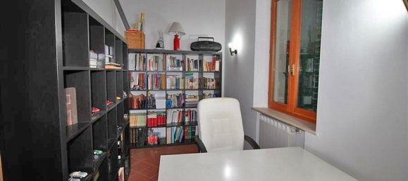 6 rooms House in Sinalunga, Italy No. 49689 13