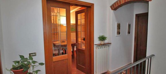 6 rooms House in Sinalunga, Italy No. 49689 23