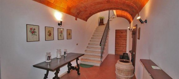 6 rooms House in Sinalunga, Italy No. 49689 20