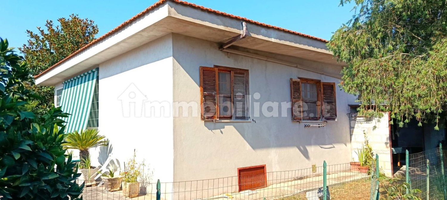 Дом с 3 спальнями в Чистерна Ди Латина, Италия № 317295