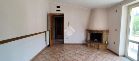Apartamento de 4 dormitorios en Santa Maria a Vico, Italy No. 316602 13