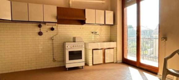 Apartamento de 4 divisões em Bra, Italy N.º 22287 3