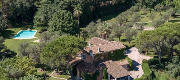 5 bedrooms Villa in Mougins, France No. 1554 12