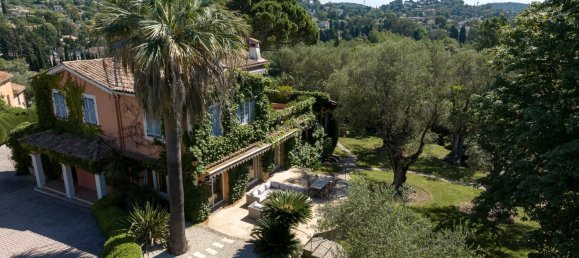 5 bedrooms Villa in Mougins, France No. 1554 2