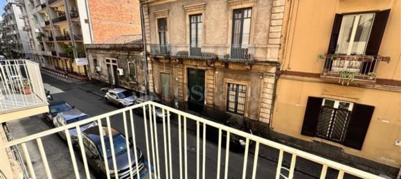 Apartamento de 3 divisões em Catania, Italy N.º 217337 11