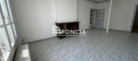 3 bedrooms Apartment in Soissons, France No. 267024 4