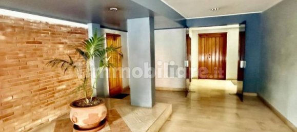 2 Schlafzimmer Wohnung in Rome, Italy, Nr. 325960 2