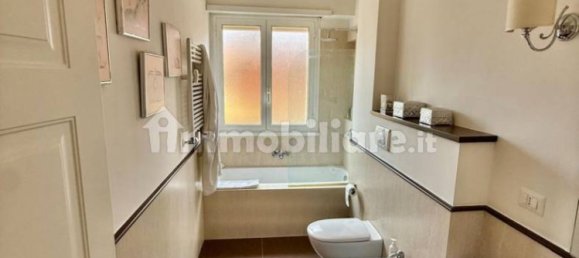 2 Schlafzimmer Wohnung in Rome, Italy, Nr. 325960 24