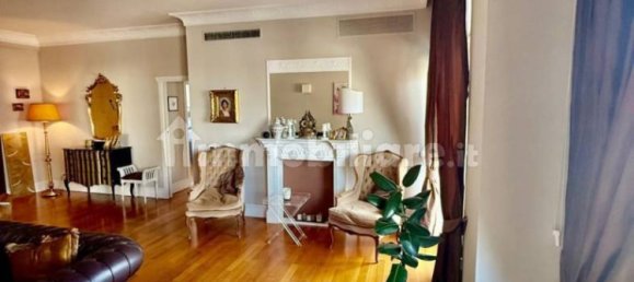 2 Schlafzimmer Wohnung in Rome, Italy, Nr. 325960 18