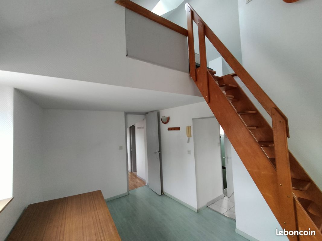 1 bedroom Duplex in Laval, France No. 103040