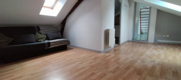 1 bedroom Duplex in Laval, France No. 103040 2