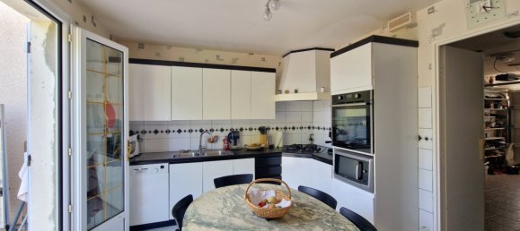 3 Schlafzimmer Villa in Chalons-en-Champagne, France, Nr. 244965 13