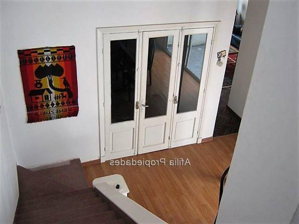 4 bedrooms House in Montevideo, Uruguay No. 4408