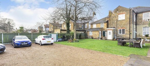 1 bedroom Maisonette in Hounslow, United Kingdom No. 8522 2