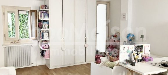 4-Zimmer Haus in Gavirate, Italy, Nr. 237052 9