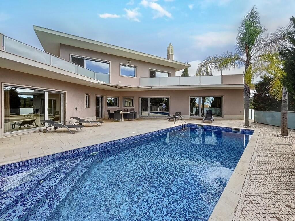 4 bedrooms Villa in Albufeira, Portugal No. 89359