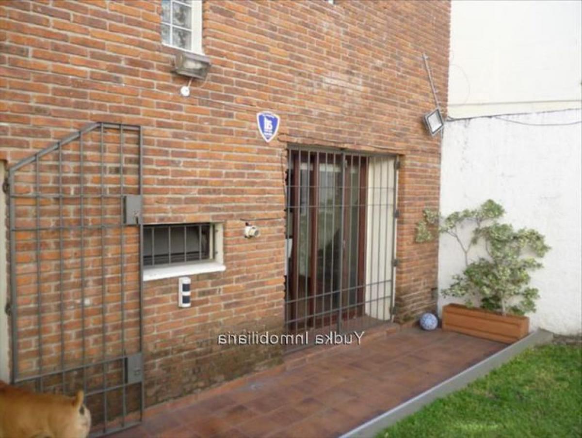 4 bedrooms House in Montevideo, Uruguay No. 7645