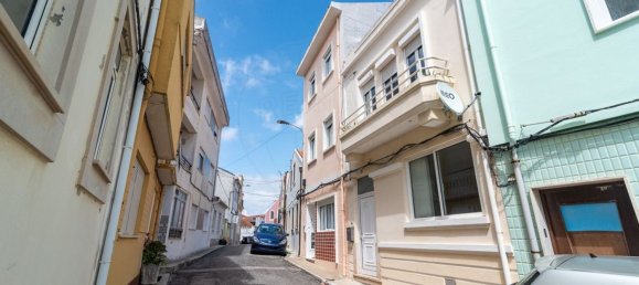 4 bedrooms House in Figueira da Foz, Portugal No. 172673 2