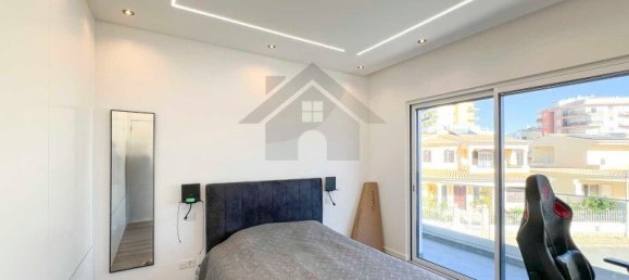 4 bedrooms Villa in Portimao, Portugal No. 116800 8