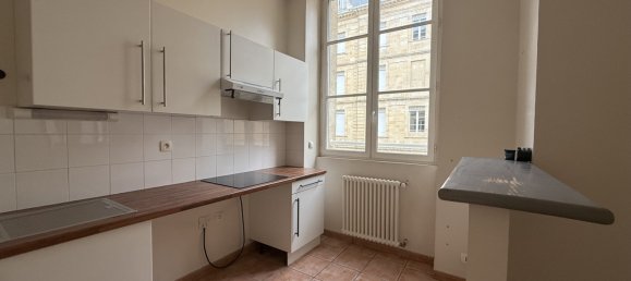 3 bedrooms Apartment in Bordeaux, France No. 349661 3