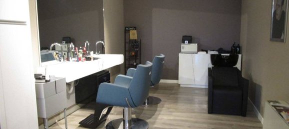 5 rooms Commercial property in Besana in Brianza, Italy No. 351349 5