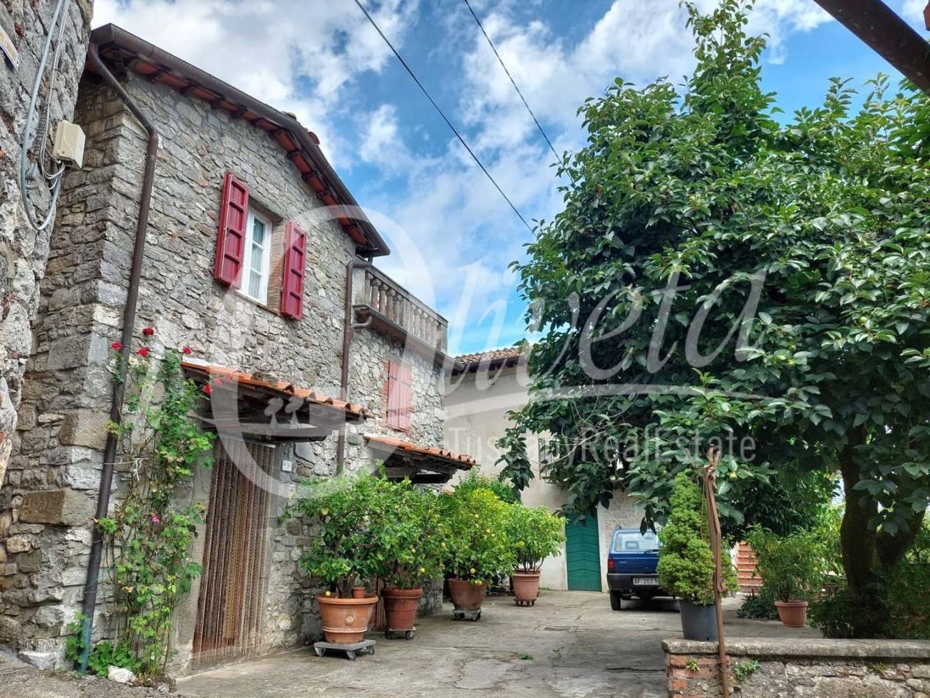 7 rooms House in Pescaglia, Italy No. 298270