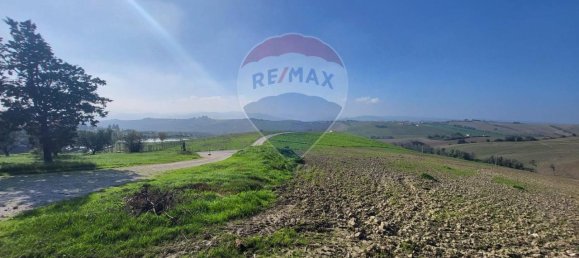 1غرفة قطعة أرض في San Marcello, Italy رقم 5618 10