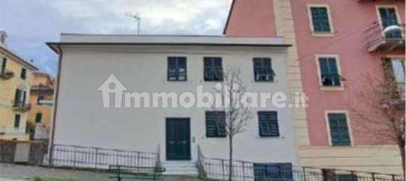 2 bedrooms Apartment in Genoa, Italy No. 296583 11