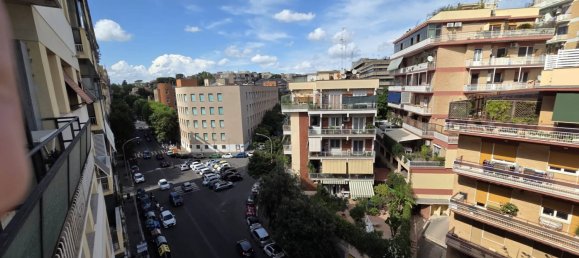 3 bedrooms Apartment in Rome, Italy No. 354083 18