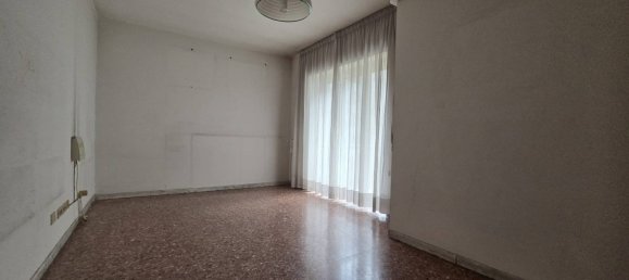 3 bedrooms Apartment in Rome, Italy No. 354083 8