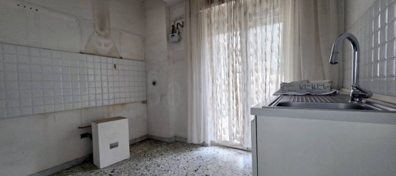 3 bedrooms Apartment in Rome, Italy No. 354083 11