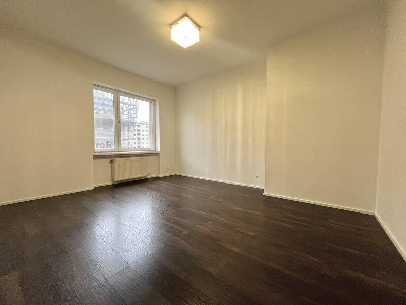 3غرفة شقة في Favoriten, Austria رقم 107246