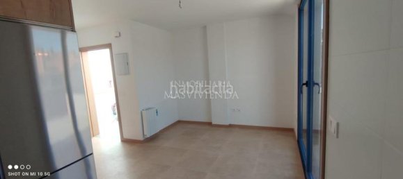 Ático de 2 dormitorios en Pontevedra, Spain No. 165489 4