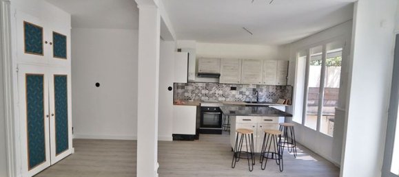 2 Schlafzimmer Haus in Narbonne, France, Nr. 315439 3