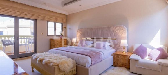 6 bedrooms Villa in Palm Jumeirah, UAE No. 27598 10