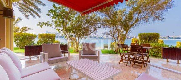 6 bedrooms Villa in Palm Jumeirah, UAE No. 27598 4