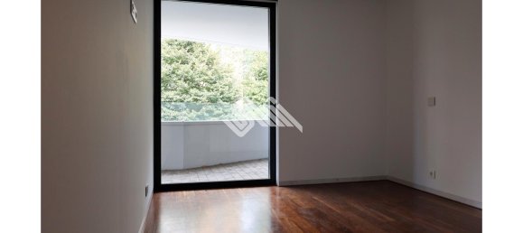 3 bedrooms Apartment in Porto, Portugal No. 132203 5