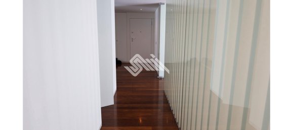 3 bedrooms Apartment in Porto, Portugal No. 132203 22