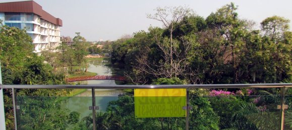 2 bedrooms Condo in Pattaya, Thailand No. 4002 10