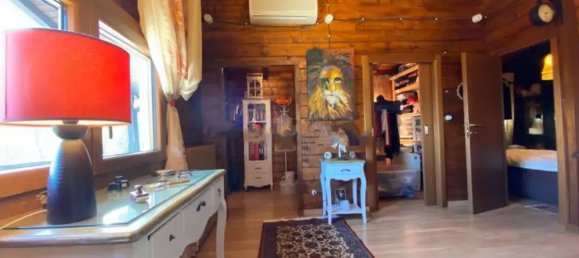 7 rooms Villa in Serramazzoni, Italy No. 229615 2