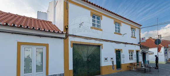 7 bedrooms House in Igrejinha, Portugal No. 29239 3