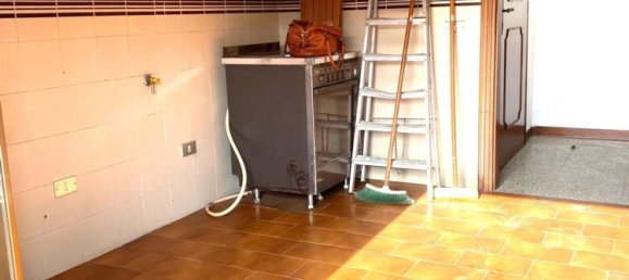 5 rooms Apartment in Massa, Italy No. 188942 29