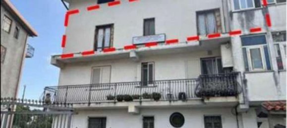 5 rooms Apartment in Zagarise, Italy No. 184704 13