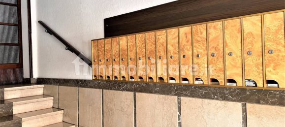 2 bedrooms Apartment in Brescia, Italy No. 335019 3