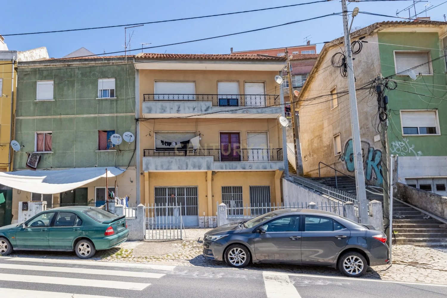 4 bedrooms Building in Loures, Portugal No. 206483