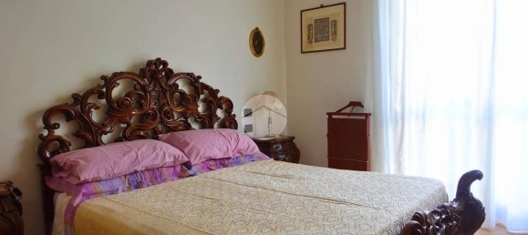 3 bedrooms House in Terni, Italy No. 265871 9