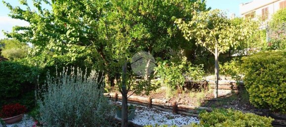 3 bedrooms House in Terni, Italy No. 265871 5