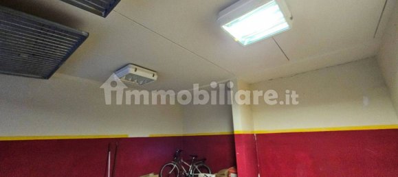 27m² Garage in Turin, Italy No. 330912 5